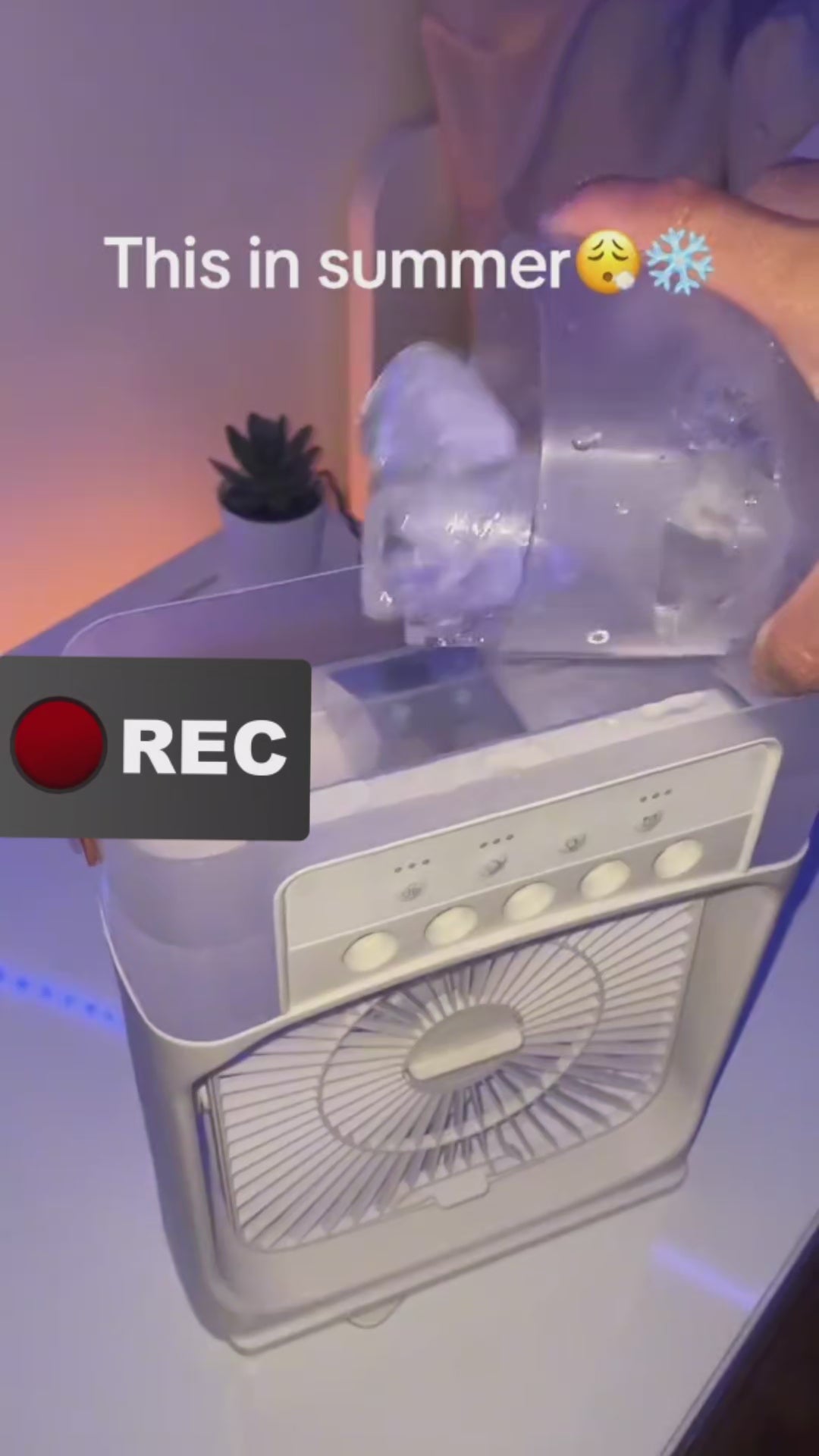 ❄️ PolarFresh™ – Mini Climatizator Portabil 3 în 1